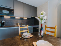Appartement met directe toegang tot strand en zeezicht in Westende - thumbnail 3