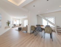 6-persoons appartement aan zee in Bredene met terras - thumbnail 1