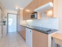 Op 1,0 km van zee: Comfortabel appartement in Bredene met zwembad · 2 pers. - thumbnail 4