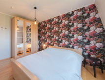 Op 1,0 km van zee: Comfortabel appartement in Bredene met zwembad - thumbnail 5