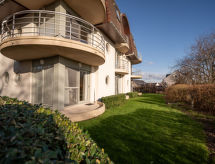 Appartement met verwarmd zwembad op 1 km van zee in Bredene · 4 pers. - thumbnail 2