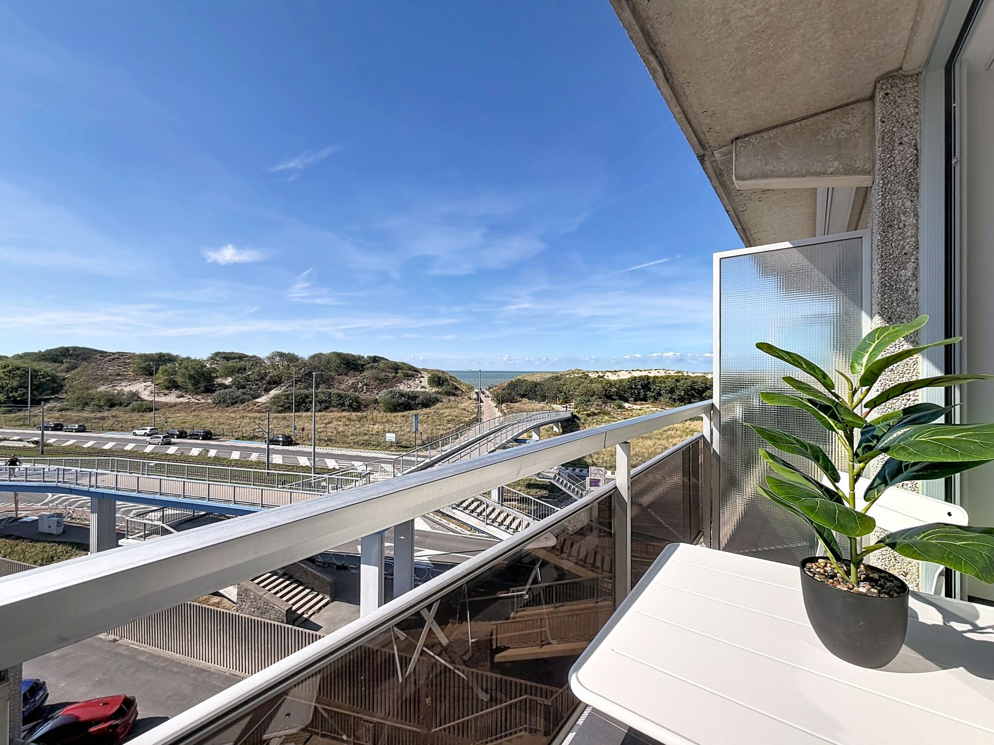 Astrid with parking and seaview - Buiten