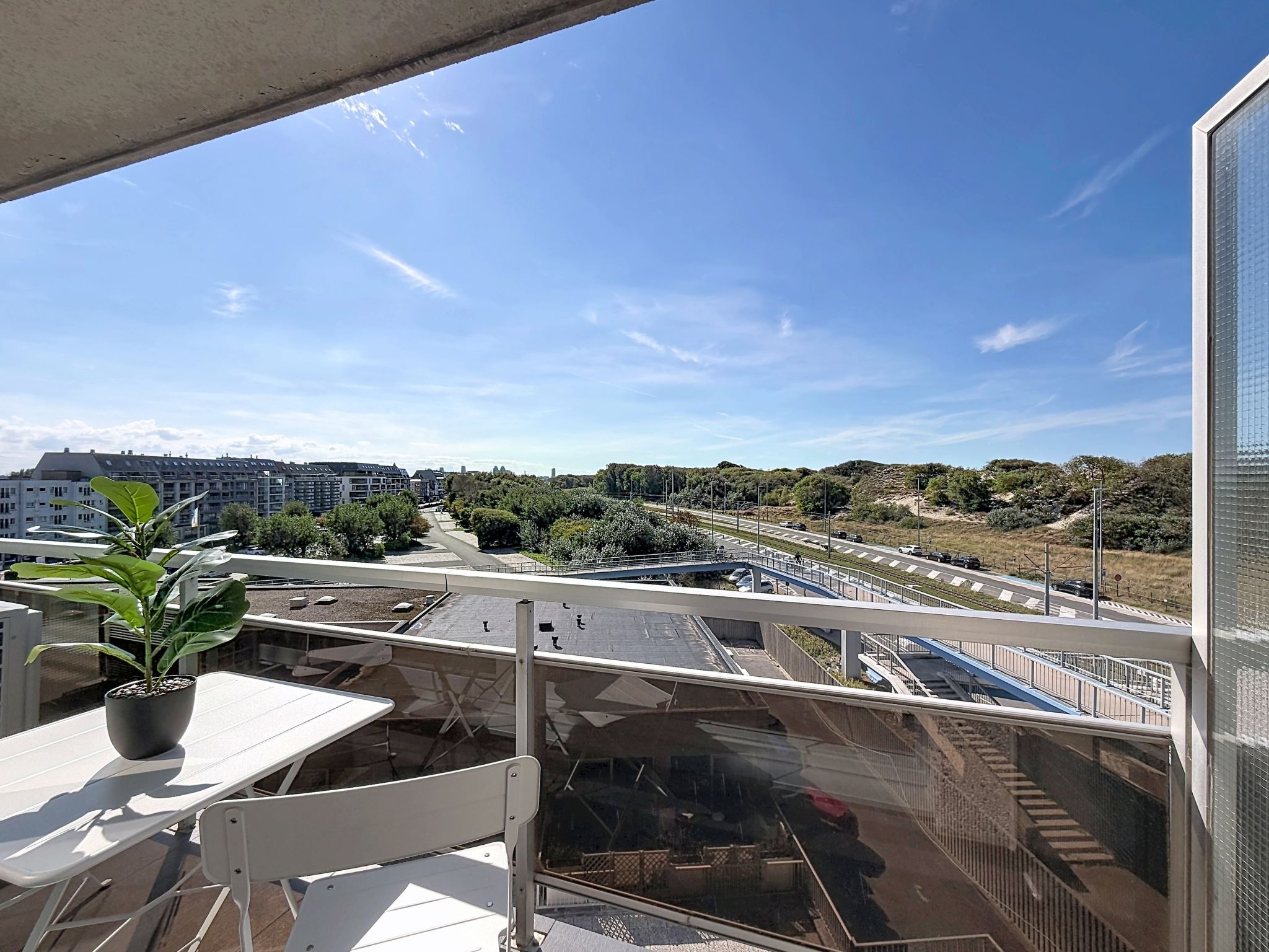 Astrid with parking and seaview - Buiten