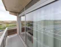 Op 300 m van zee: 4-persoons appartement in Bredene · 4 pers. - thumbnail 4