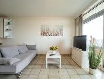 Zeezicht en rust in appartement Astrid 801 in Bredene - thumbnail 1