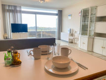 Zeezicht en rust in appartement Astrid 801 in Bredene - thumbnail 4