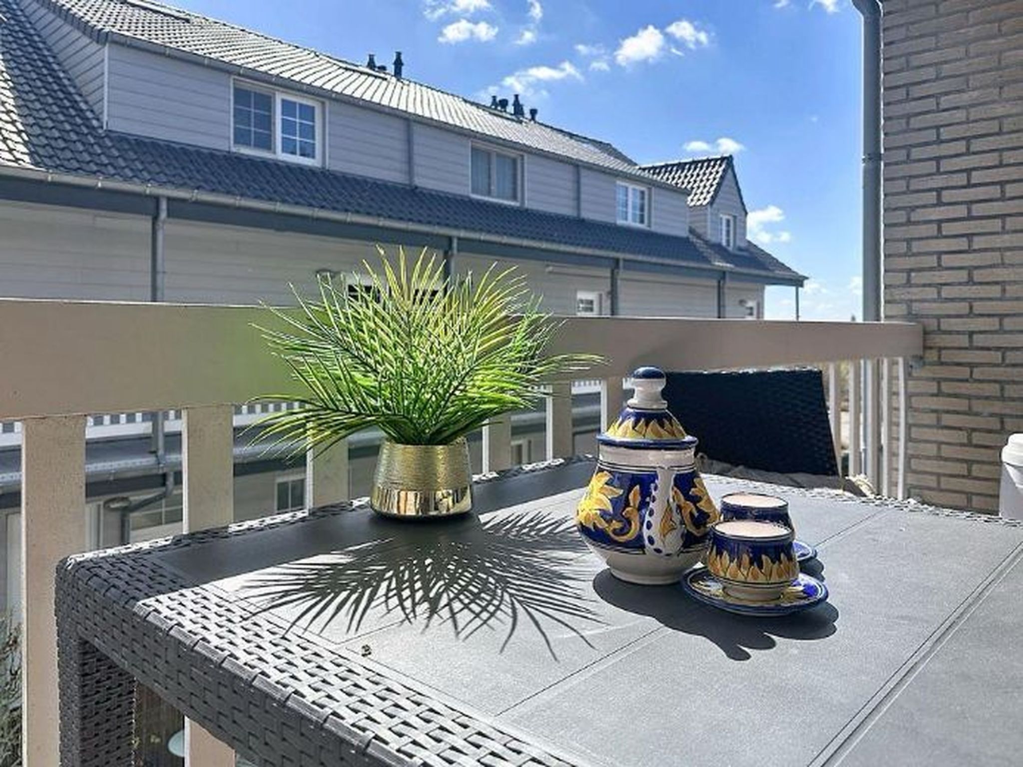 Photo of The Horseshoe with parking