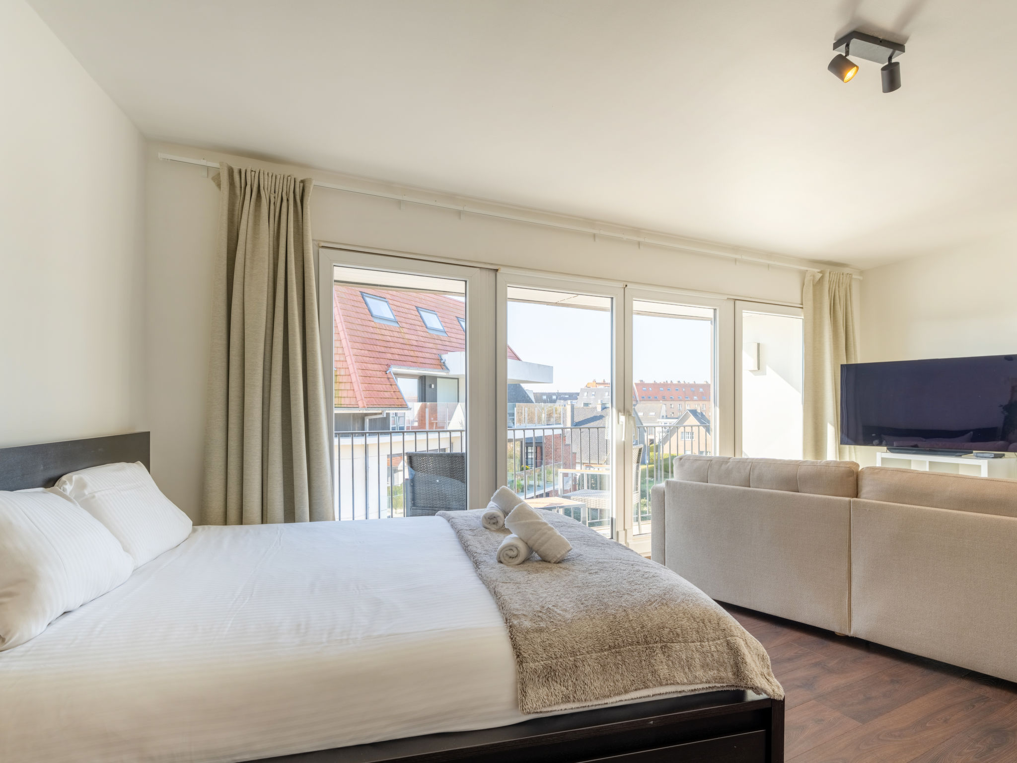 Studio 4.3 with balcony