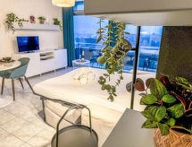 Studio 806 met balkon en zeezicht op 200m van het strand in Bredene - thumbnail 2