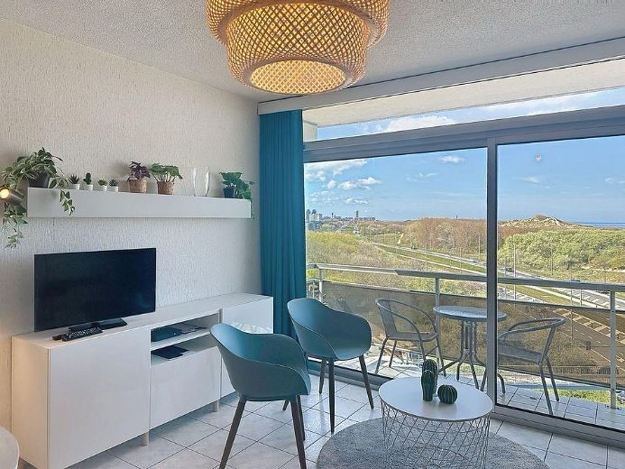 Photo of Studio 806 with balcony