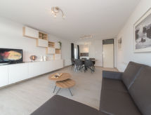 4-persoons appartement met zeezicht direct aan het strand in Bredene - thumbnail 2