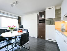 Zeezicht appartement aan het strand in Bredene voor 4 personen - thumbnail 3