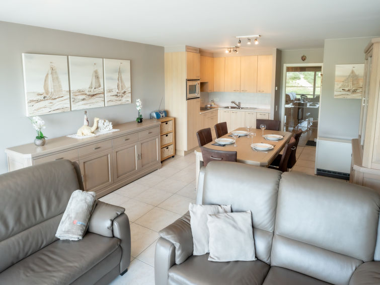 Aan zee: Modern appartement voor 4 personen in centrum Bredene in Bredene