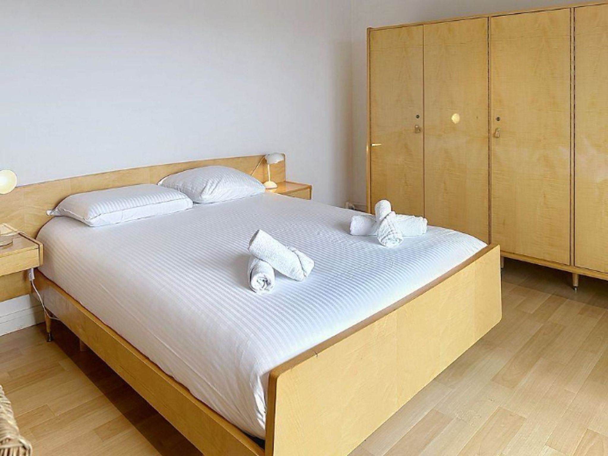 Photo of sea-kret with garden