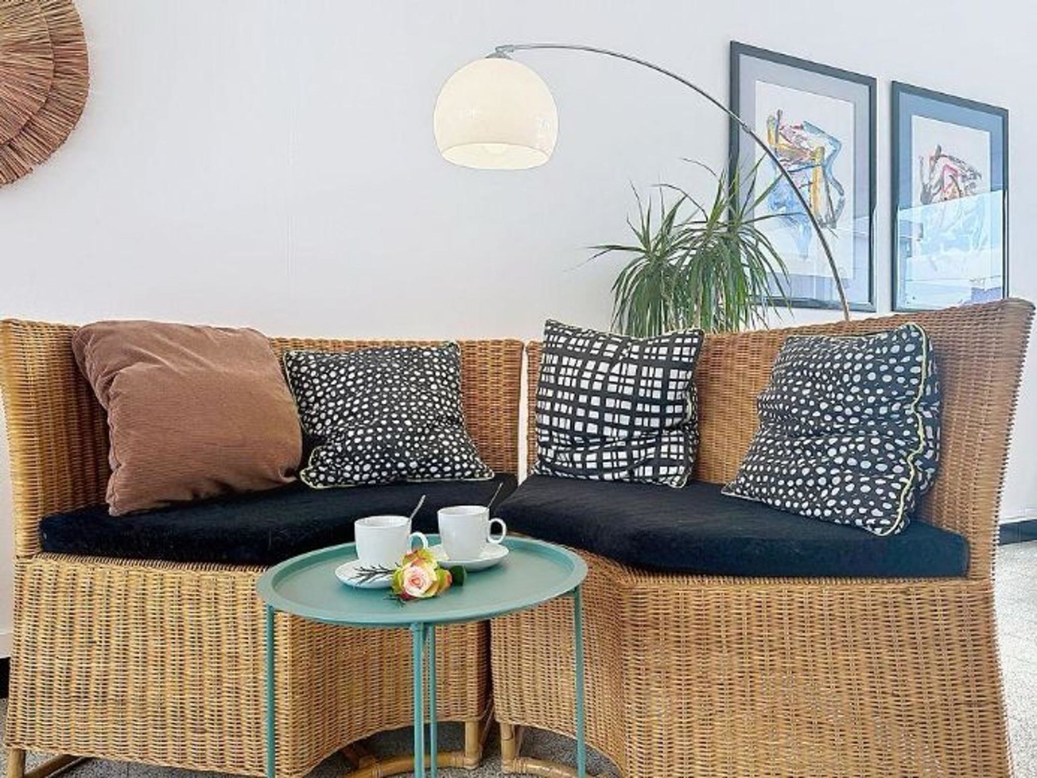 Photo of sea-kret with garden