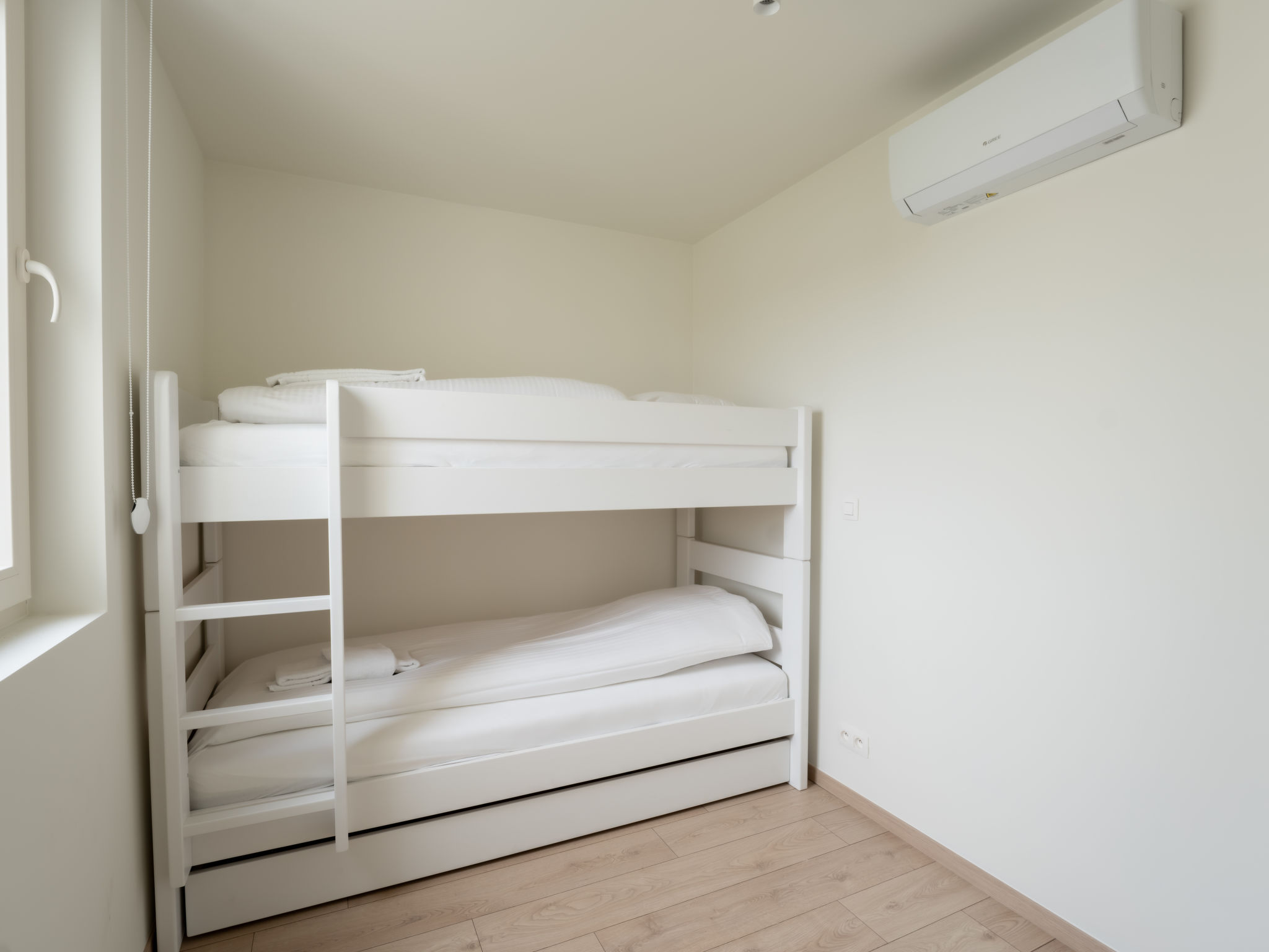 De Strandloper I with parking & airco - Dedans