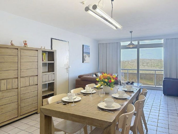 6-persoons appartement met zeezicht in het centrum van Bredene in Bredene