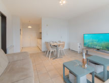 Zeezicht-appartement voor 4 personen in hartje Bredene - thumbnail 2