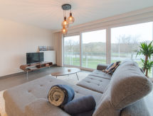 Aan het strand: 5-persoons appartement met parkeerplaats in Bredene - thumbnail 2
