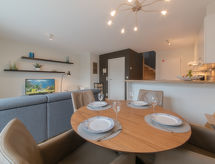 Strandappartement voor 4 personen in hartje Bredene - thumbnail 1