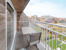 6-persoons appartement met open haard aan strand van Bredene - thumbnail 3