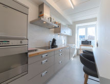 Op 500 m van zee: 4-persoons appartement in Bredene - thumbnail 3