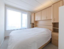 Op 500 m van zee: 4-persoons appartement in Bredene - thumbnail 5