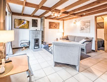 Vakantiehuis met open haard en verwarmd zwembad in Bredene, 600 m van zee - thumbnail 1
