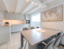 Vrijstaand vakantiehuis in Bredene met verwarmd zwembad - thumbnail 3
