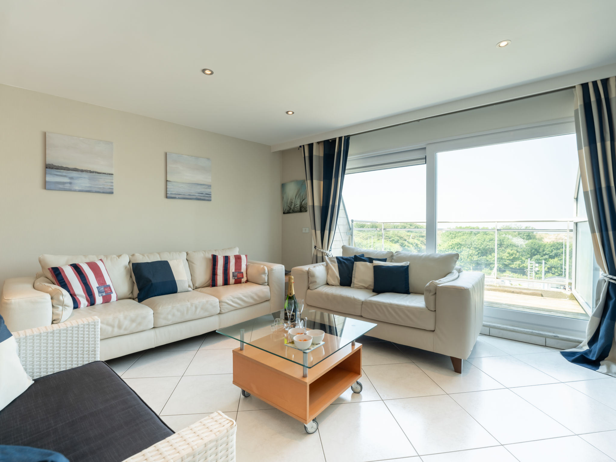 Queen Mary Apartment in Bredene