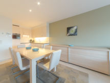 Aan het strand: 4-persoons appartement met balkon in Bredene - thumbnail 1