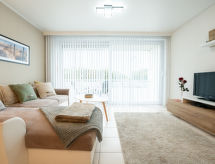 Breduynia: Modern appartement met balkon op 130m van het strand - thumbnail 1