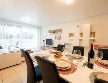 Breduynia: Modern appartement met balkon op 130m van het strand - thumbnail 4