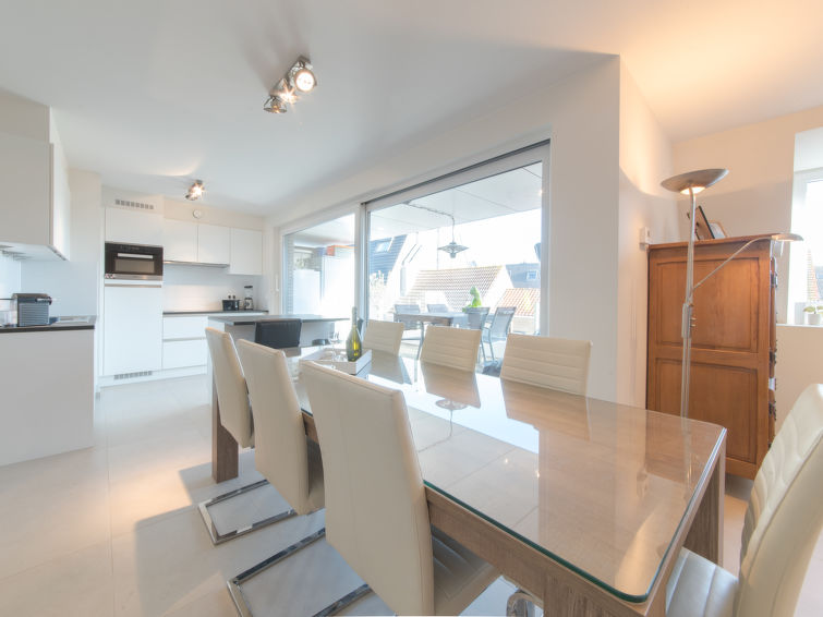 Search and Stay destination Bredene, Vlaams Gewest - Belgium from AU$ 329. Lilly