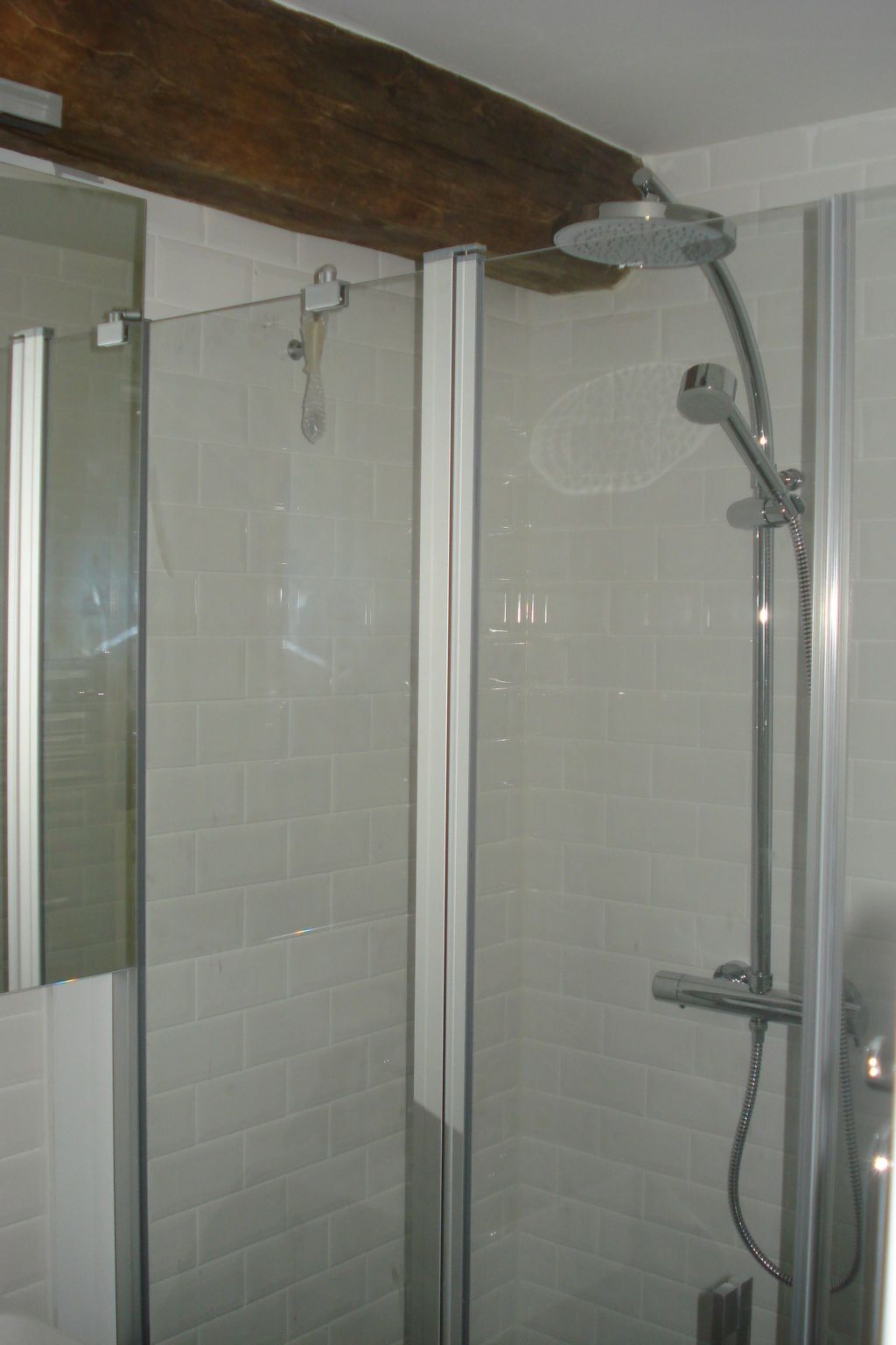 Mit gemeinsamem Pool und Garten-Image-tags.info