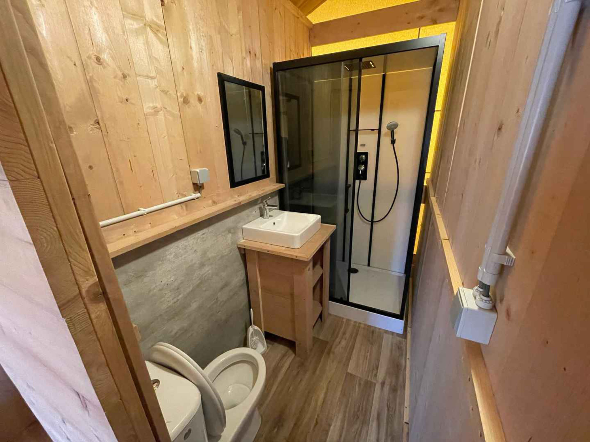 Op 1 km van het centrum van Jabbeke: 4-persoons vakantiehuis met meerzicht - foto 7