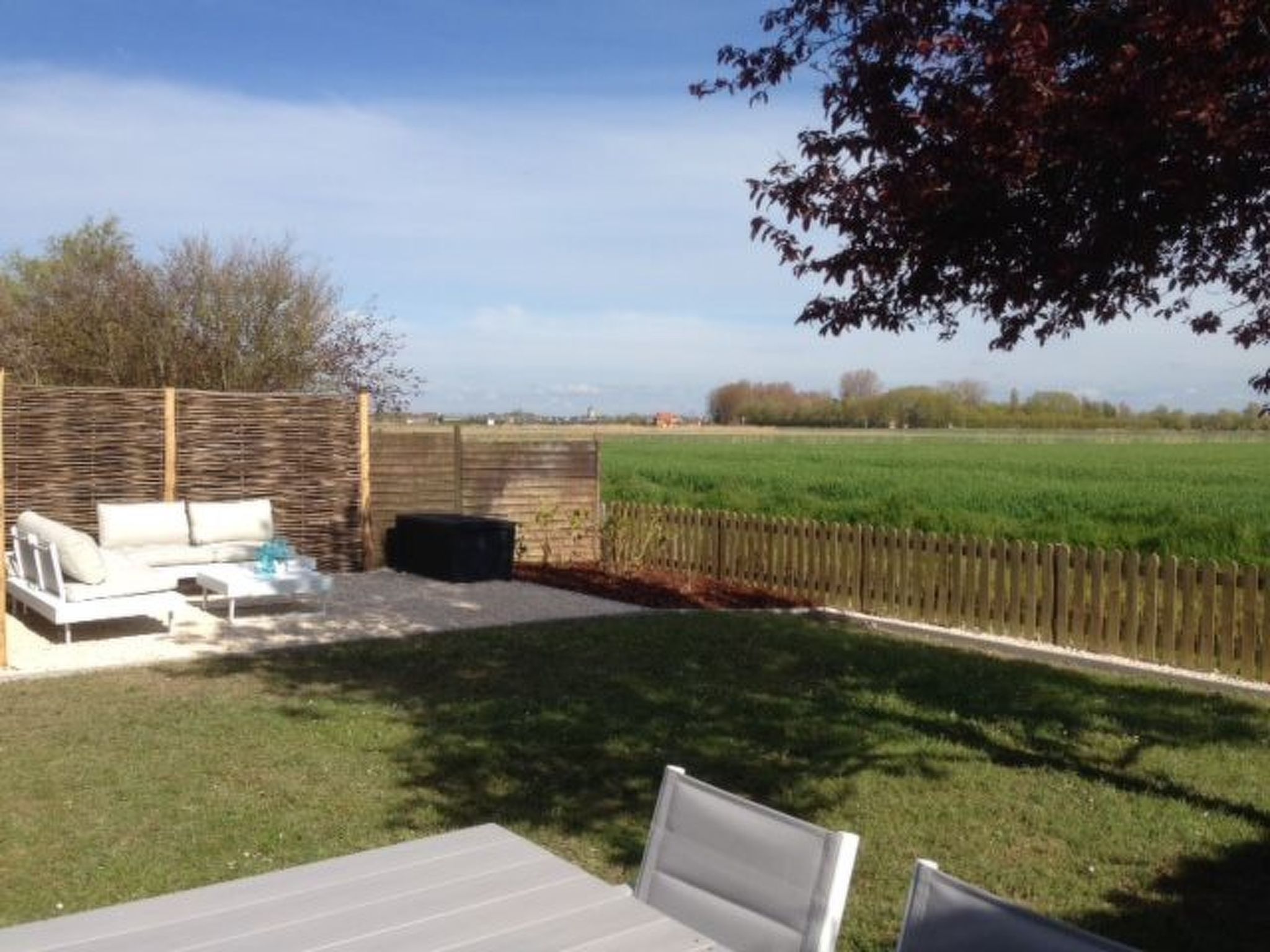 Polderwind mit Blick auf die Felder-Inside