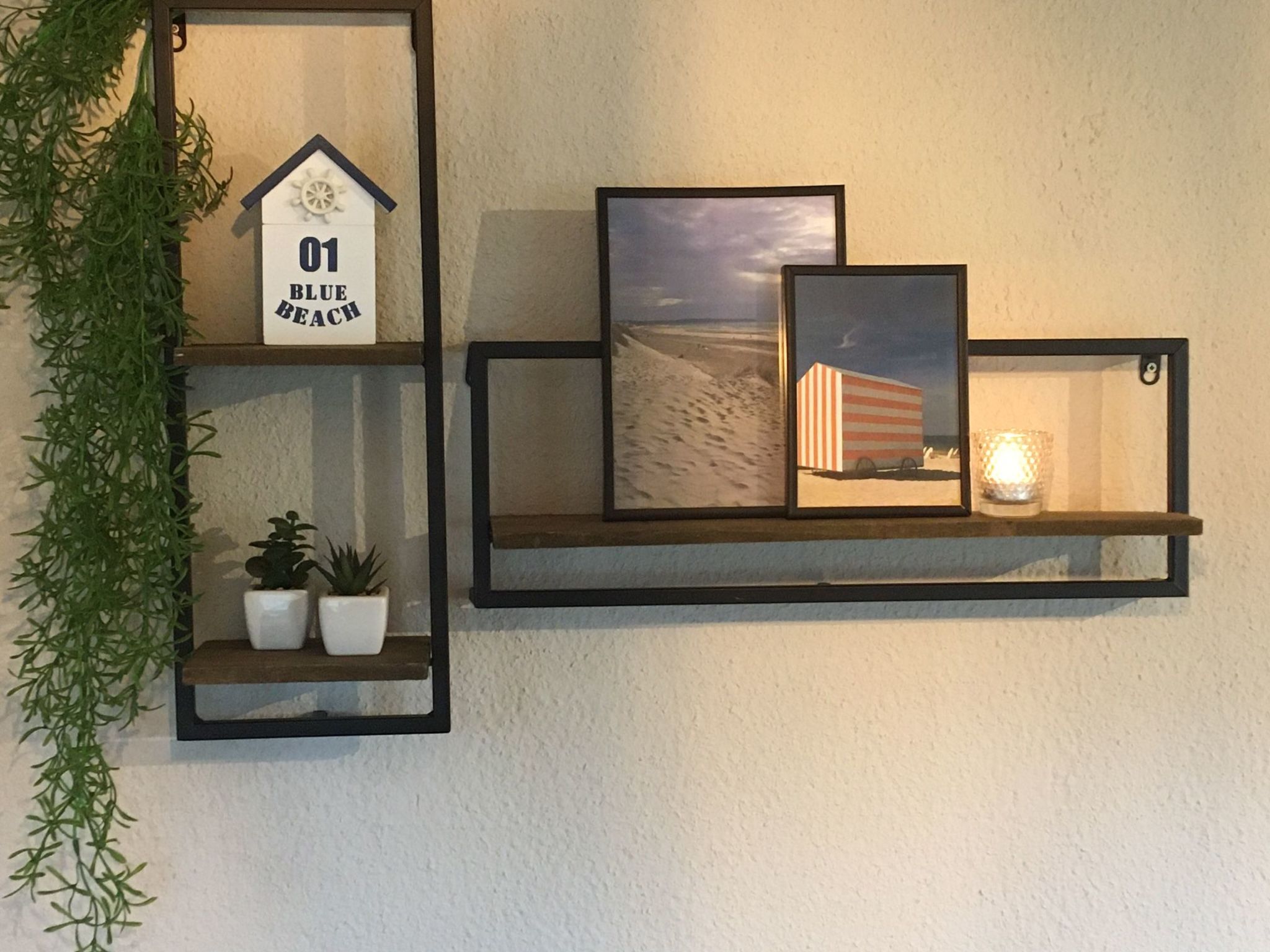 Zonneweelde bei Dünen und Wald-Inside