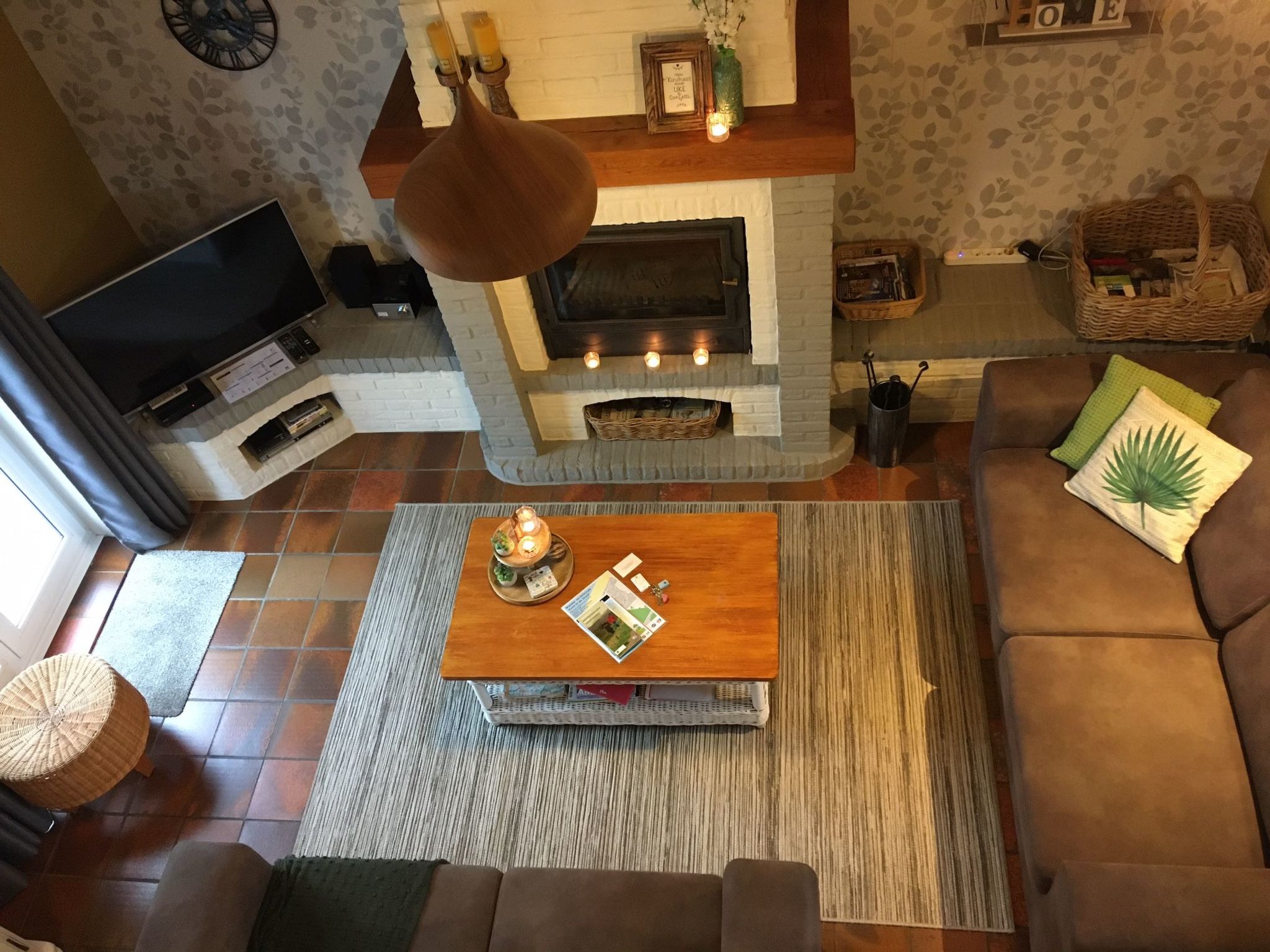 Windekind mit Blick auf die Felder-Inside