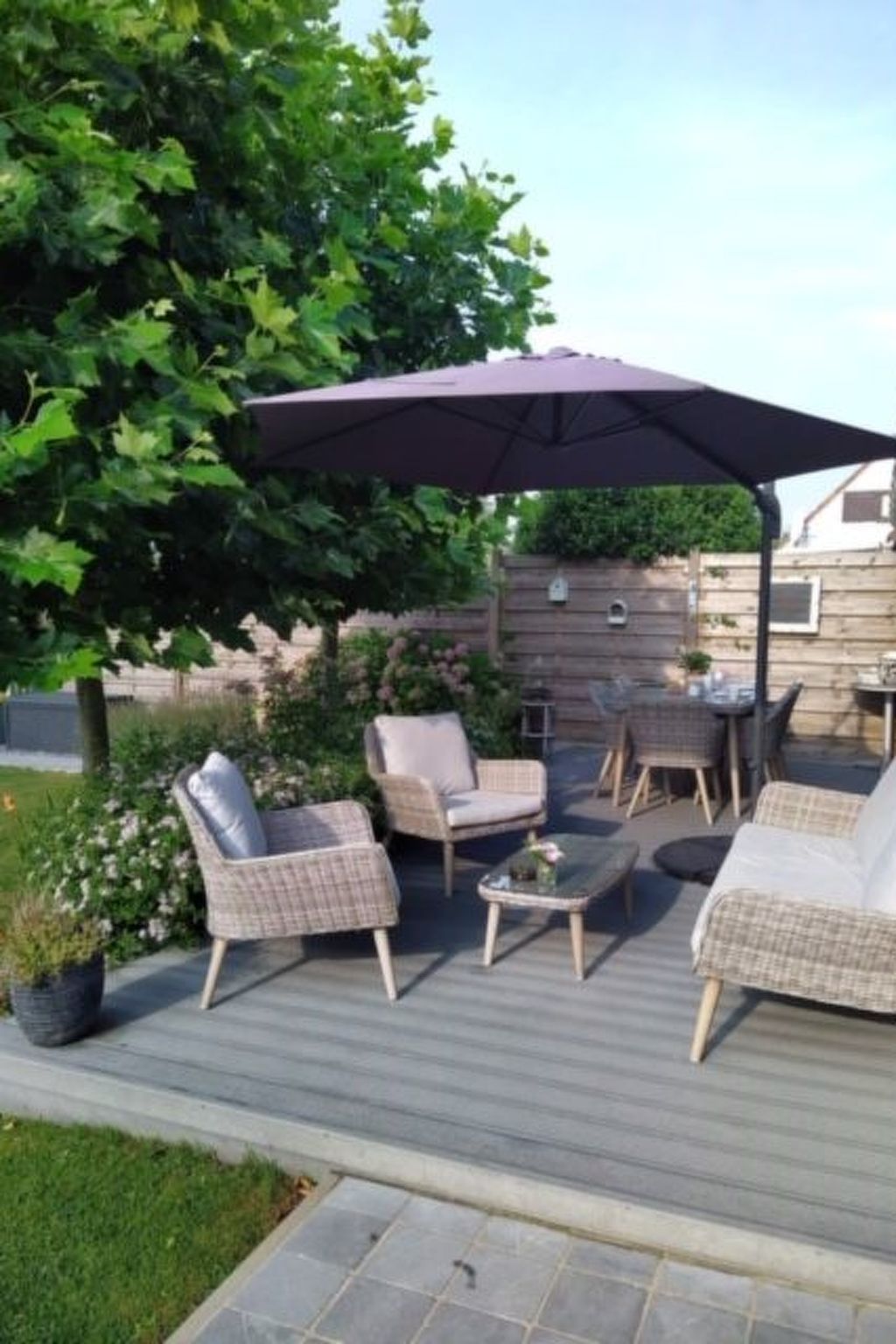 Windekind mit Blick auf die Felder-Inside