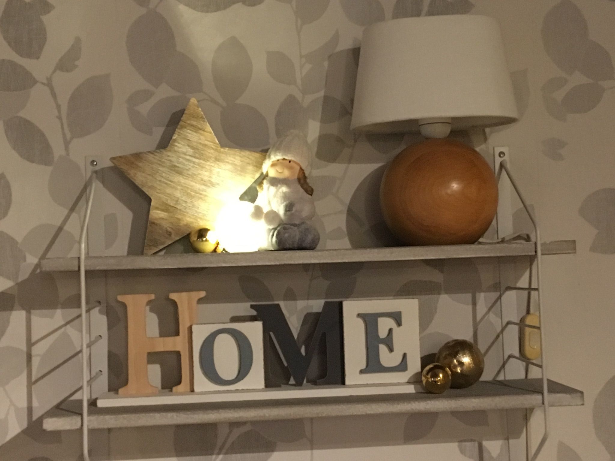 Windekind mit Blick auf die Felder-Inside