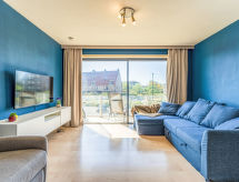 Op 300 m van zee: 4-persoons appartement met balkon in De Panne - thumbnail 6