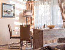 Stijlvolle Business Suite met glasdak in centrum Plovdiv - thumbnail 6