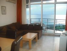 Vega: Ruim appartement op 100 meter van het strand in Sveti Vlas - thumbnail 2