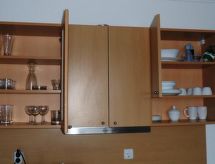 Vega: Ruim appartement op 100 meter van het strand in Sveti Vlas - thumbnail 6
