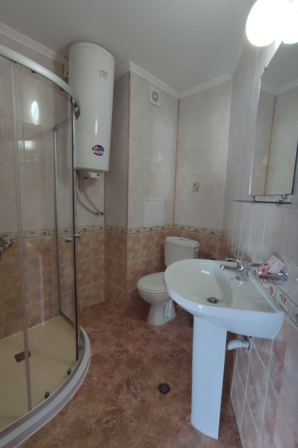 Vega: Ruim appartement op 100 meter van het strand in Sveti Vlas - foto 11