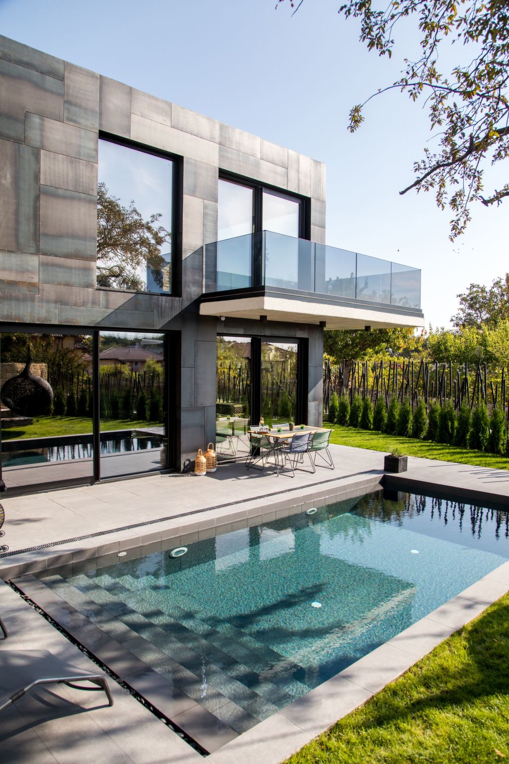 Exklusive Villa mit Swimmingpool und Whirlpool-Buiten