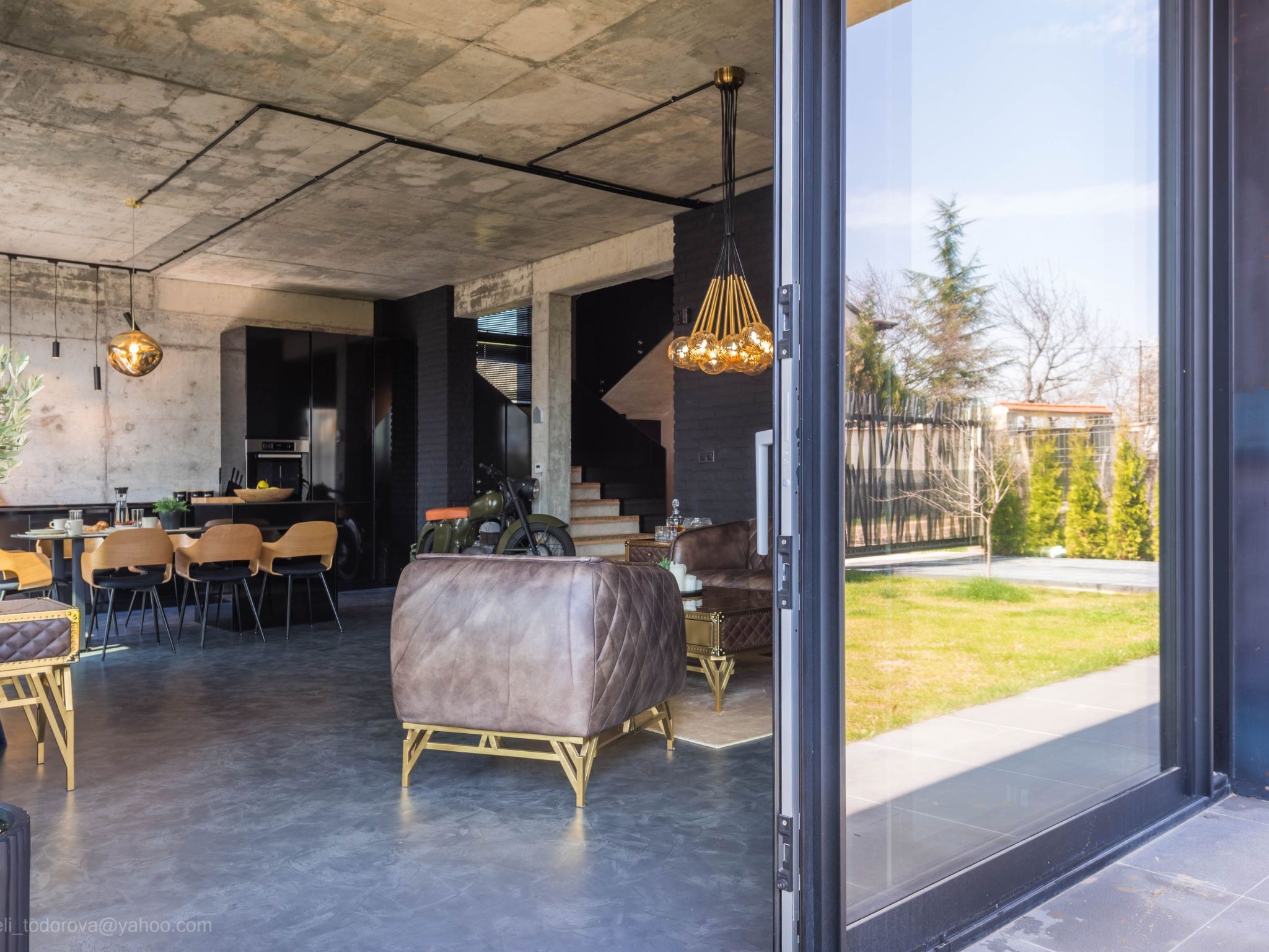 Exklusive Villa mit Swimmingpool und Whirlpool-Binnen