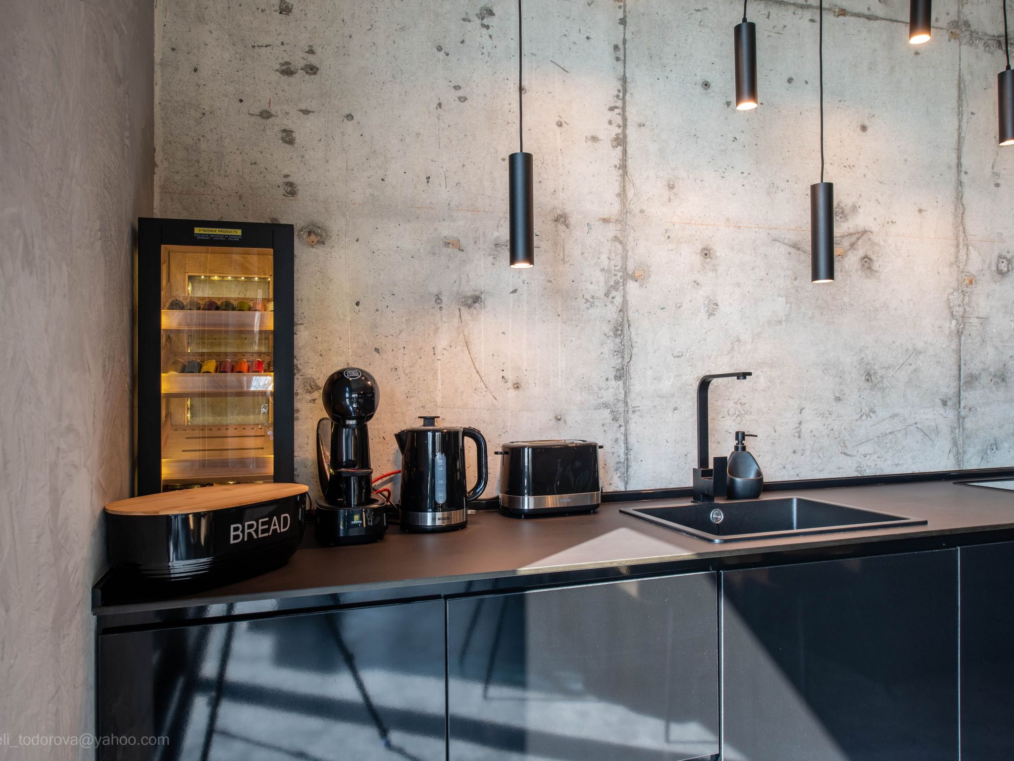 Exklusive Villa mit Swimmingpool und Whirlpool-Binnen