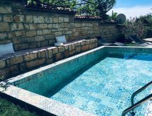 Vakantiehuis met privézwembad in Varna voor 8 personen - thumbnail 4